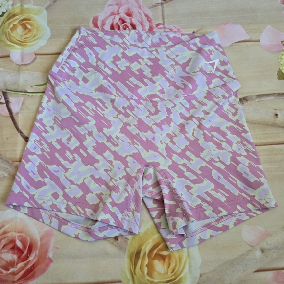 Gymshark pink sorbet print shorts - Picture 2 of 9